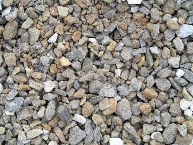 3/4" crushed stone up close